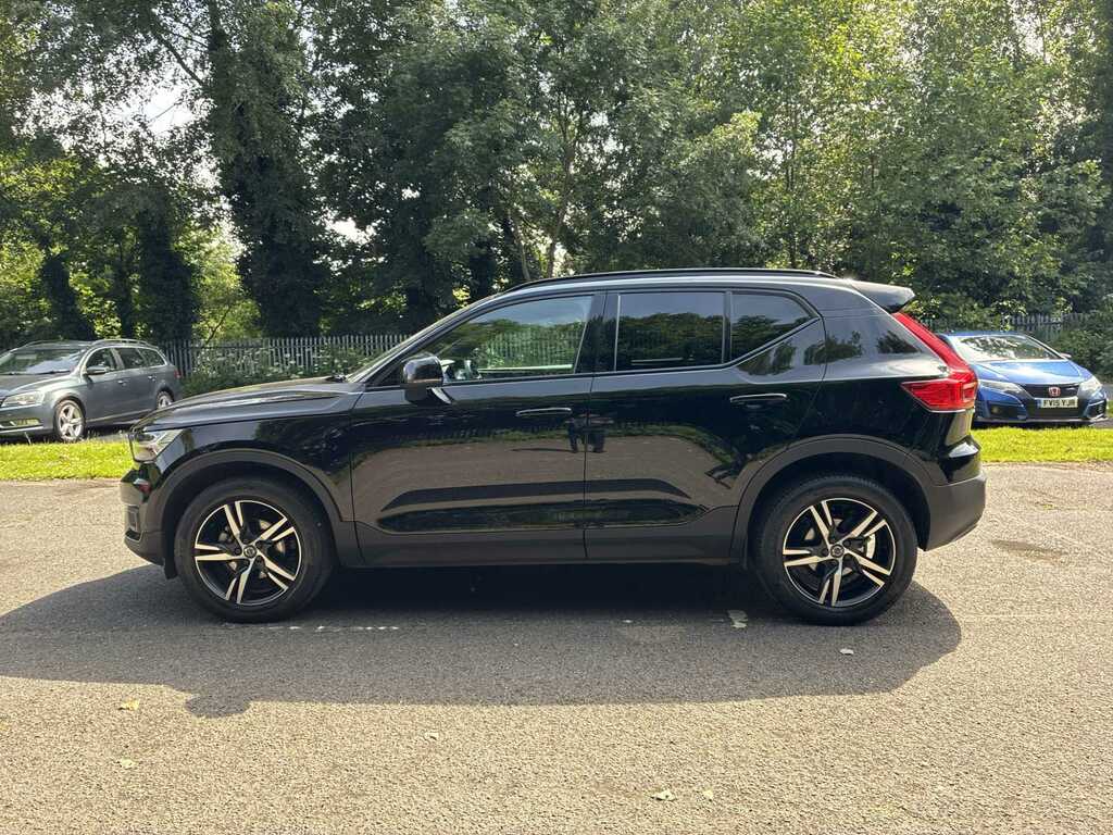 Volvo XC40 1.5 T3 163 R Design Geartronic YY22DPK Black #4