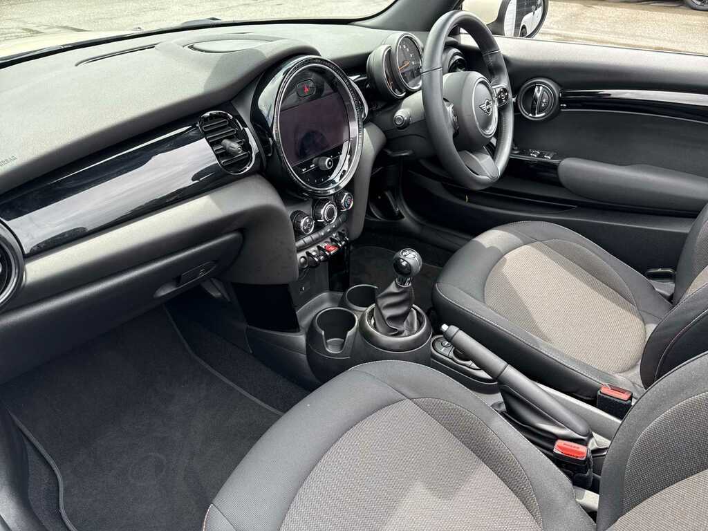 Mini Convertible 1.5 Cooper Exclusive Convertible Grey #7