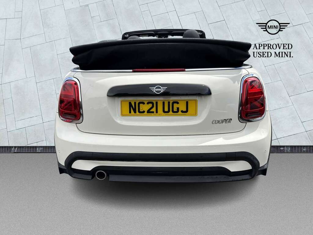 Mini Convertible 1.5 Cooper Classic White #4
