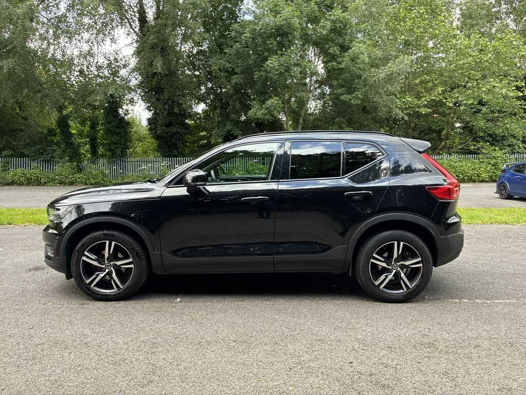 Volvo XC40 1.5 T3 163 R Design Geartronic YA21HOM Black #4