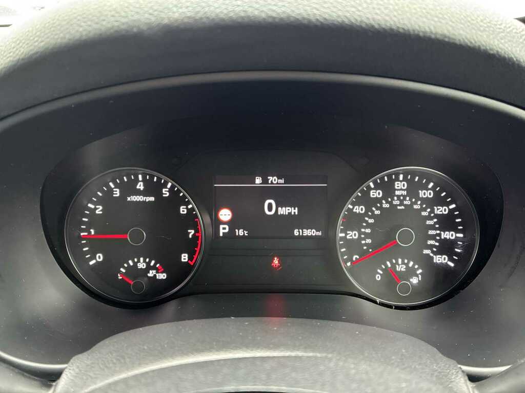 Kia Sportage 2 Crdi Isg White #8
