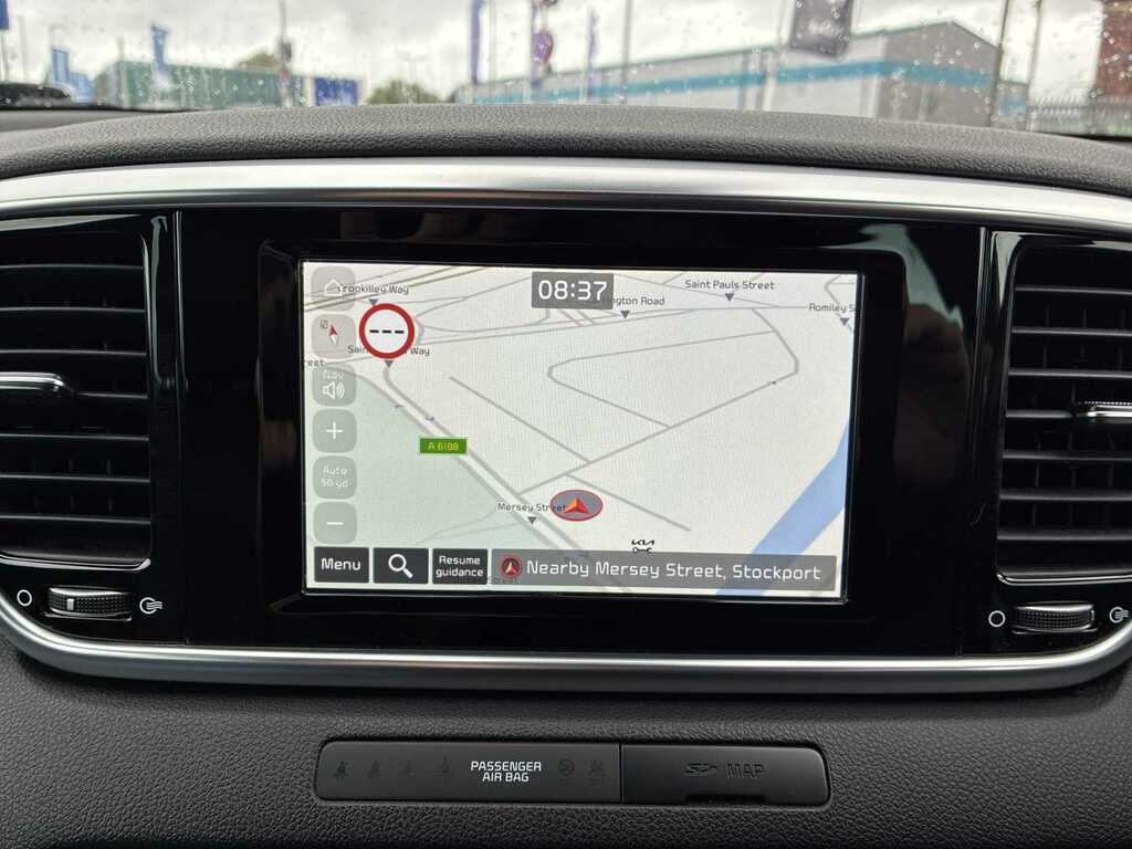 Kia Sportage 2 Crdi Isg White #21