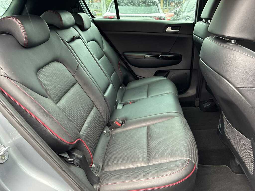 Kia Sportage 2 Crdi Isg White #14
