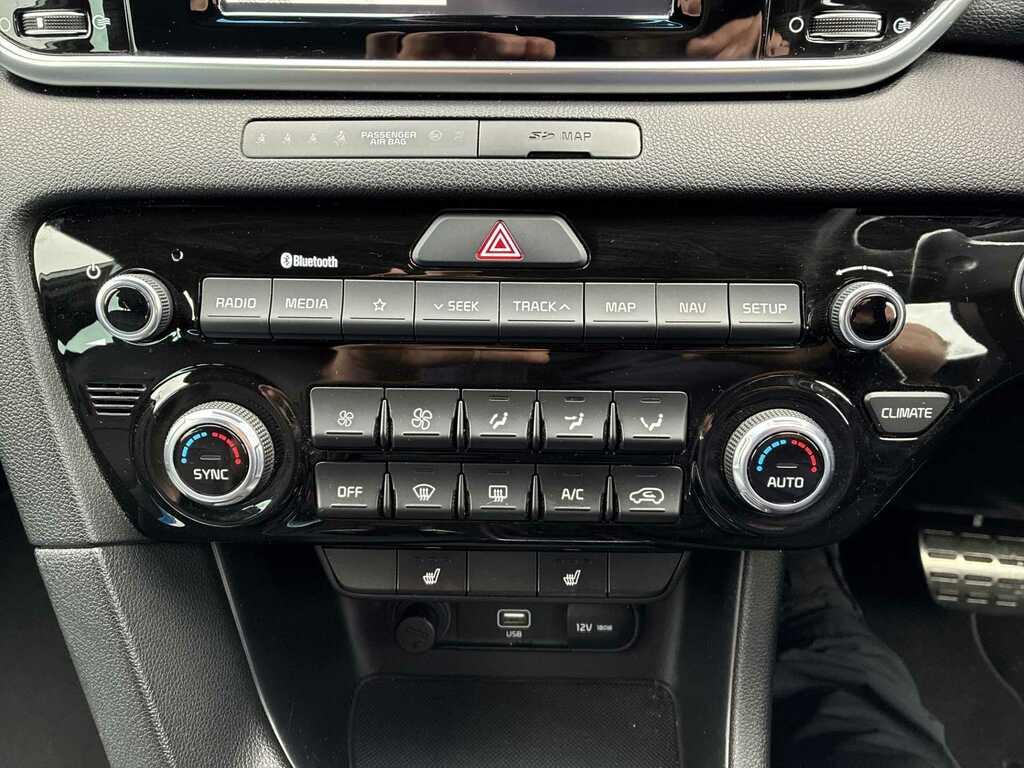 Kia Sportage 2 Crdi Isg White #10