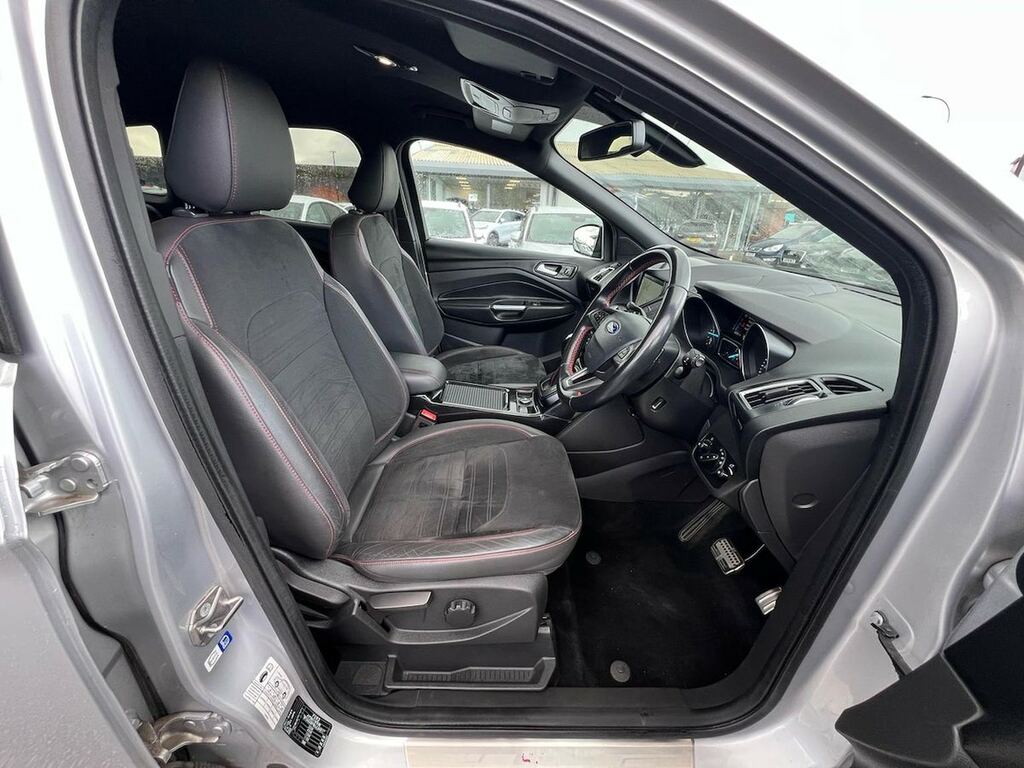 Ford Kuga 2.0 Titanium X Tdci 118 Bhp Black #31