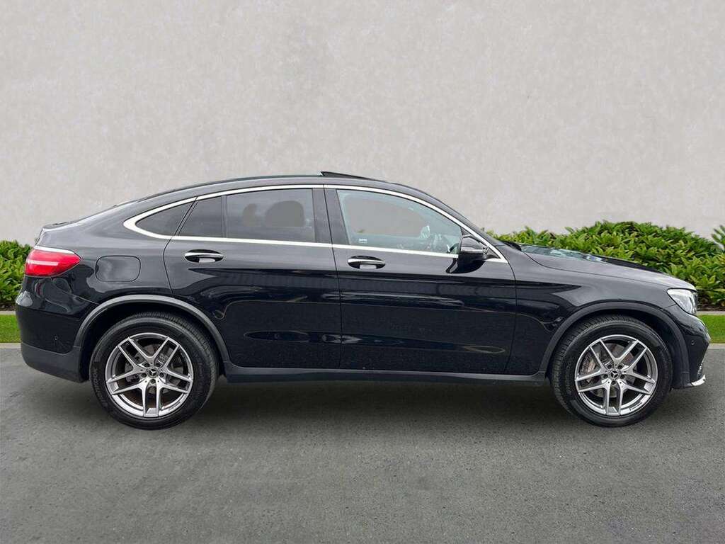 Mercedes-Benz GLC Class Glc 250D 4Matic Amg Line Premium 9G-tronic BW67NHY Black #3