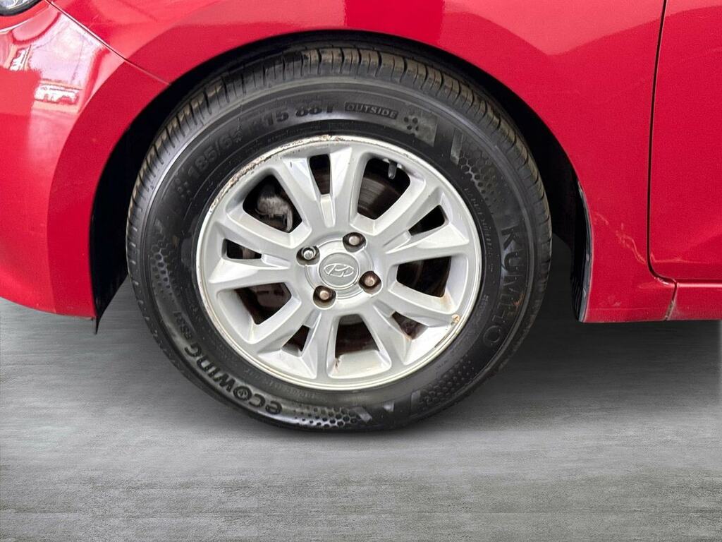 Hyundai I20 1.2 Se Hatchback Euro 6 84 Ps NRZ2650 Red #6