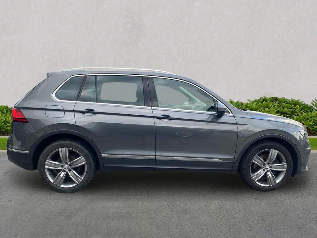 Volkswagen Tiguan 2.0 Tdi Bluemotion Tech Sel Suv Dsg 4Mo Grey #3
