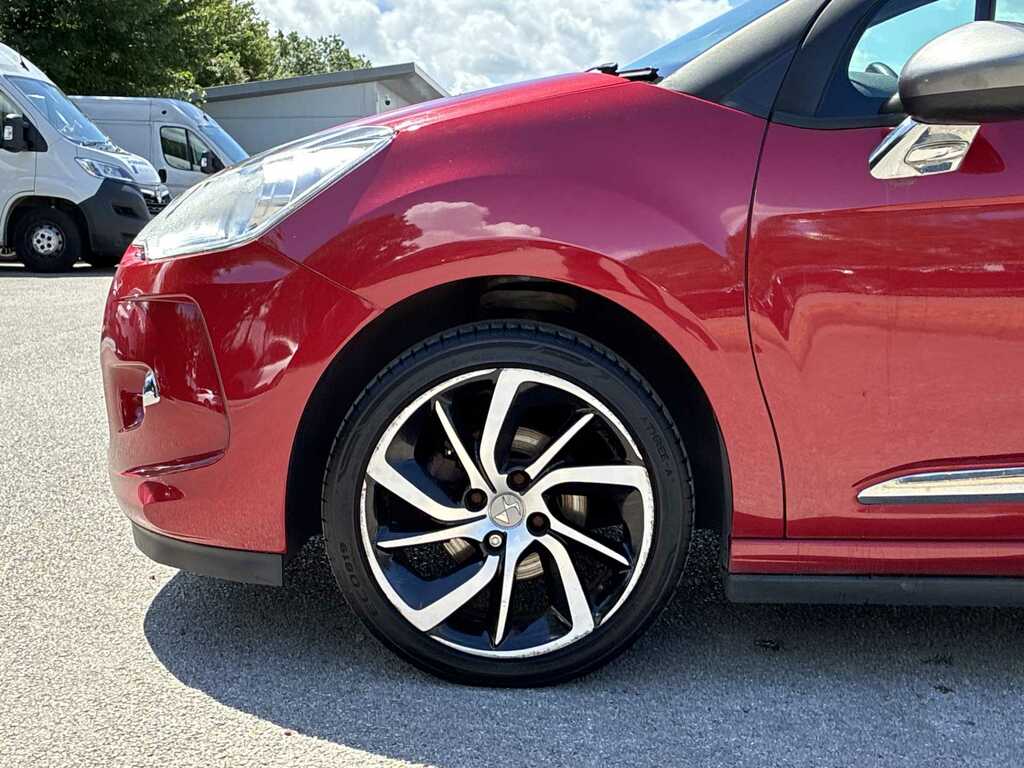 DS DS 3 1.2 Puretech 110 Dstyle Red #6