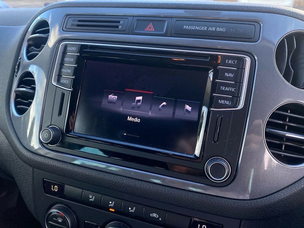 Volkswagen Tiguan Tdi Bluemotion Tech Se Navigation U107320 Ulez White #9