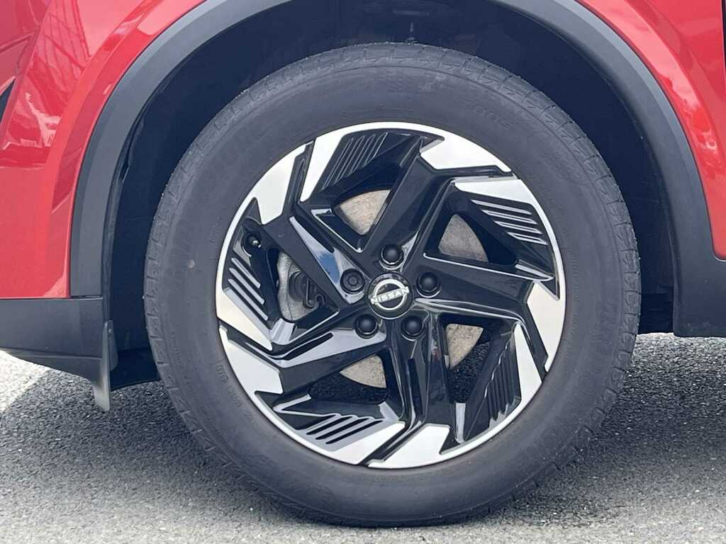 Nissan Qashqai 1.3 Dig-t Mh N-connecta OW25TYG Red #6