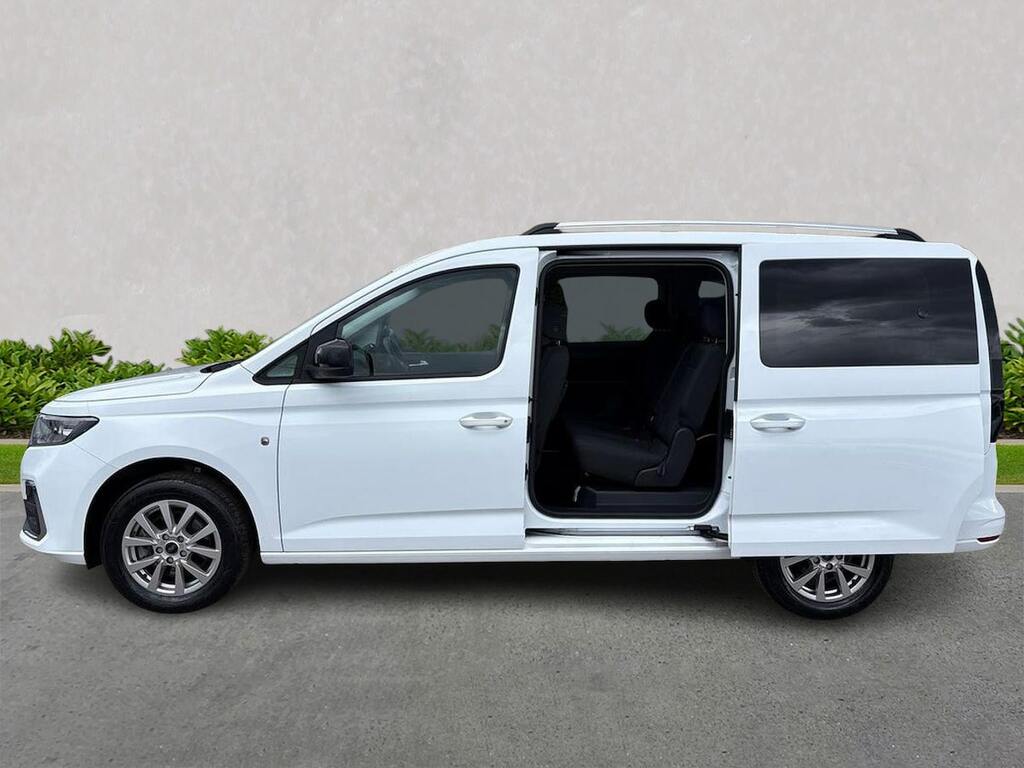 Ford Grand Tourneo Connect 2.0 Ecoblue Titanium LA24GPV White #3