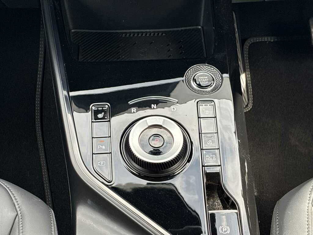 Kia Niro 4 Red #12