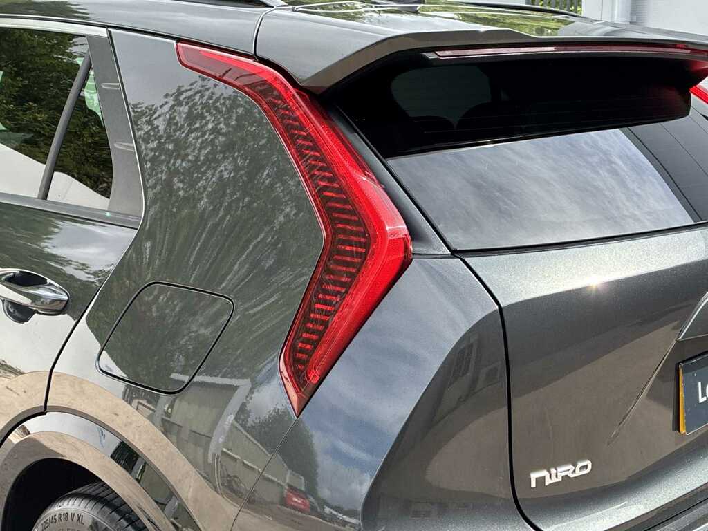 Kia Niro 4 Red #28