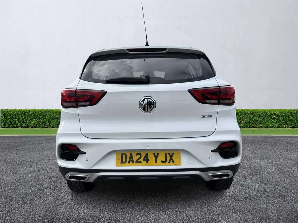MG ZS 1.5 Vti-tech Excite DA24YJX White #4