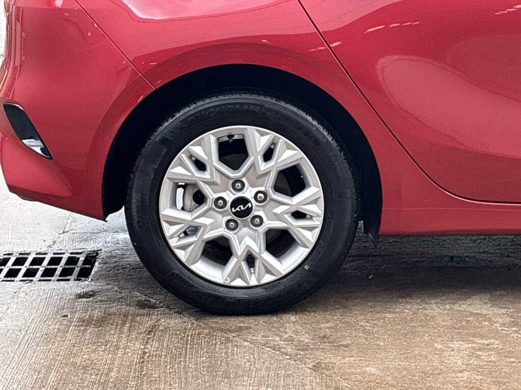 Kia Ceed 1.5T Gdi Isg 2 Red #6