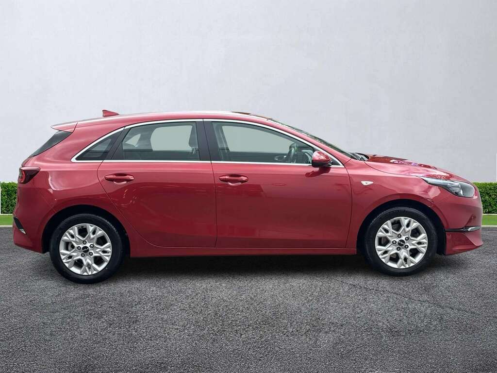 Kia Ceed 1.5T Gdi Isg 2 Red #3
