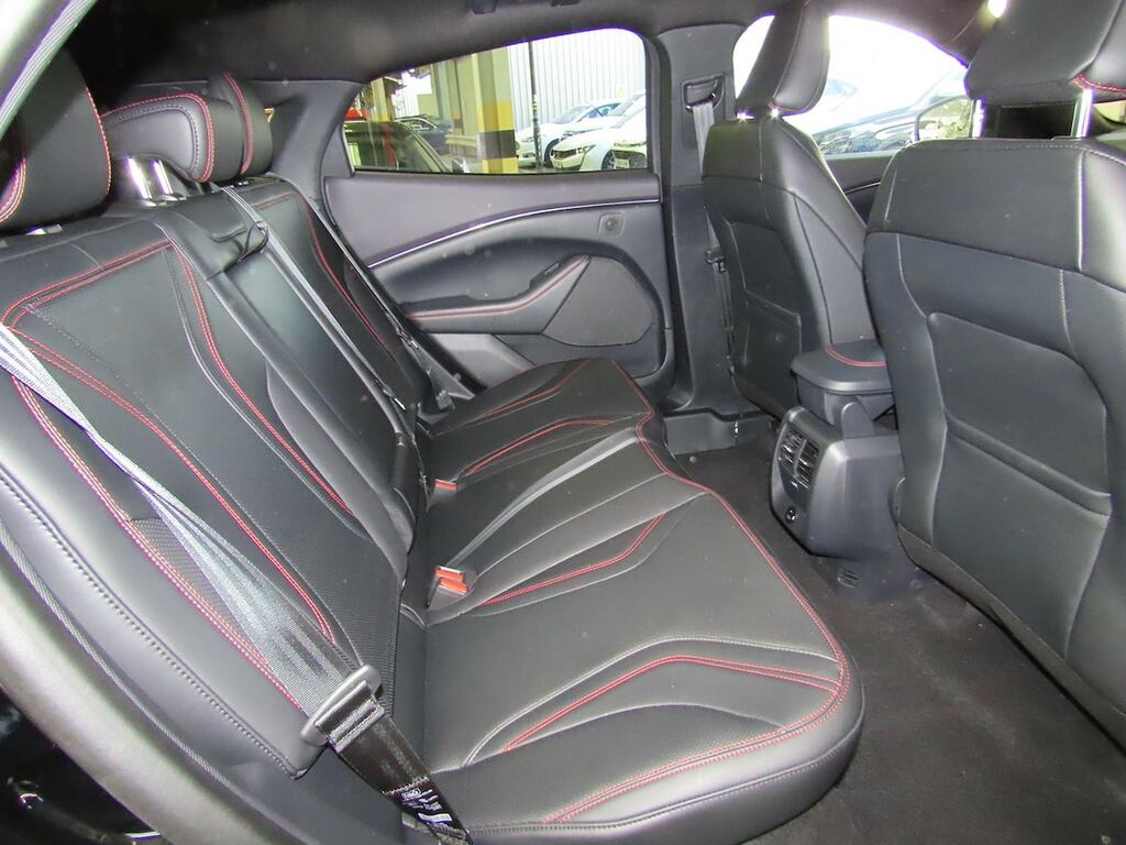 Ford Mustang Mach-E 258Kw Extended Range 91Kwh Red #10