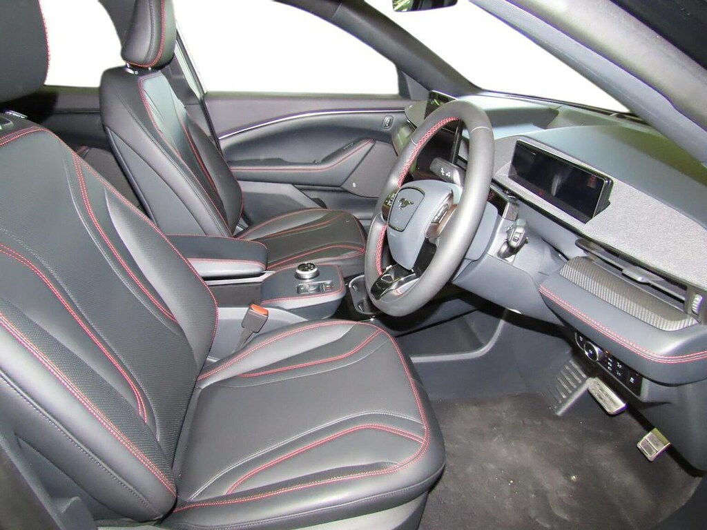 Ford Mustang Mach-E 258Kw Extended Range 91Kwh Red #8