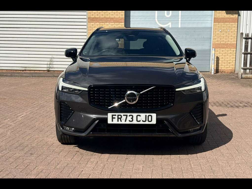 Volvo XC60 Suv White #5