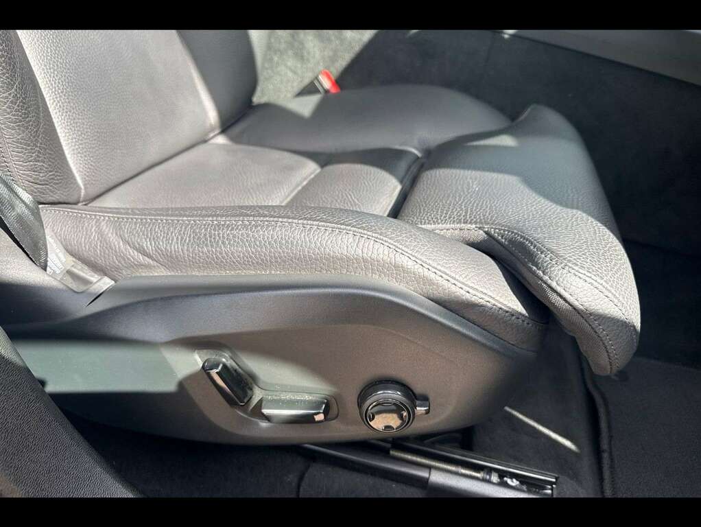 Volvo XC60 Suv White #30