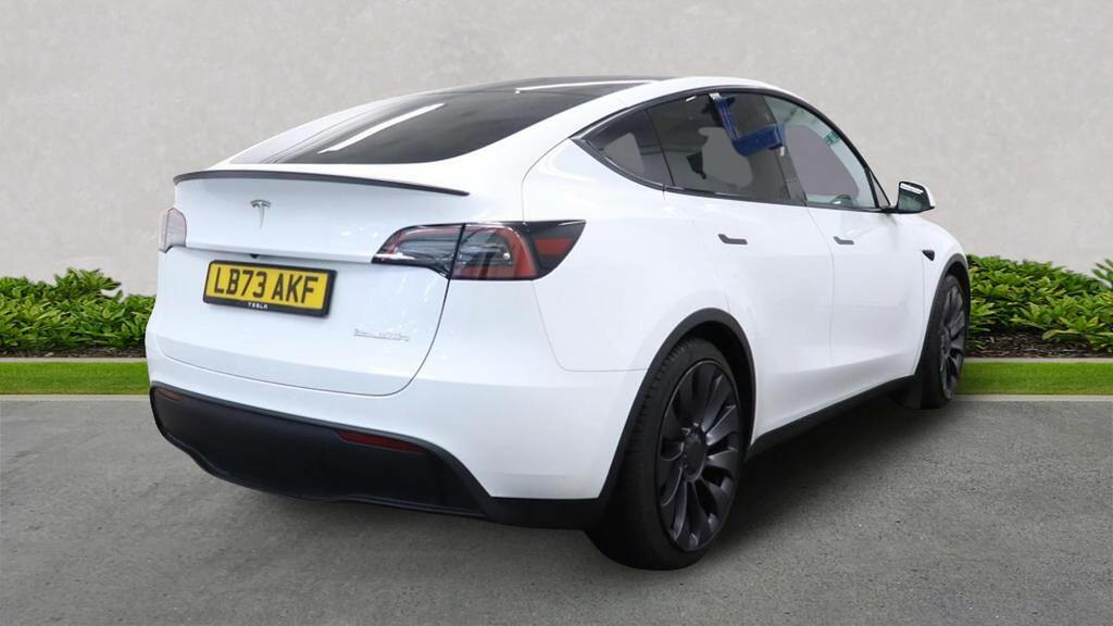 Tesla Model Y Dual Motor Performance Suv 4Wd White #4