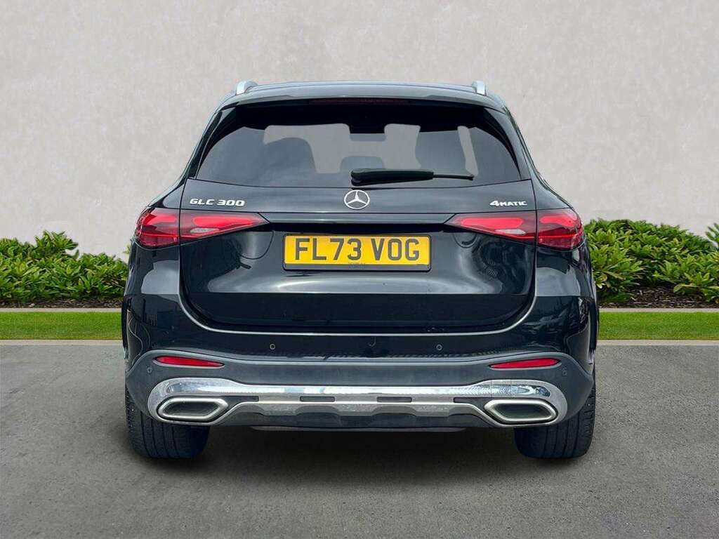 Mercedes-Benz GLC Class Glc 300 4Matic Amg Line Premium 9G-tronic FL73VOG Black #4