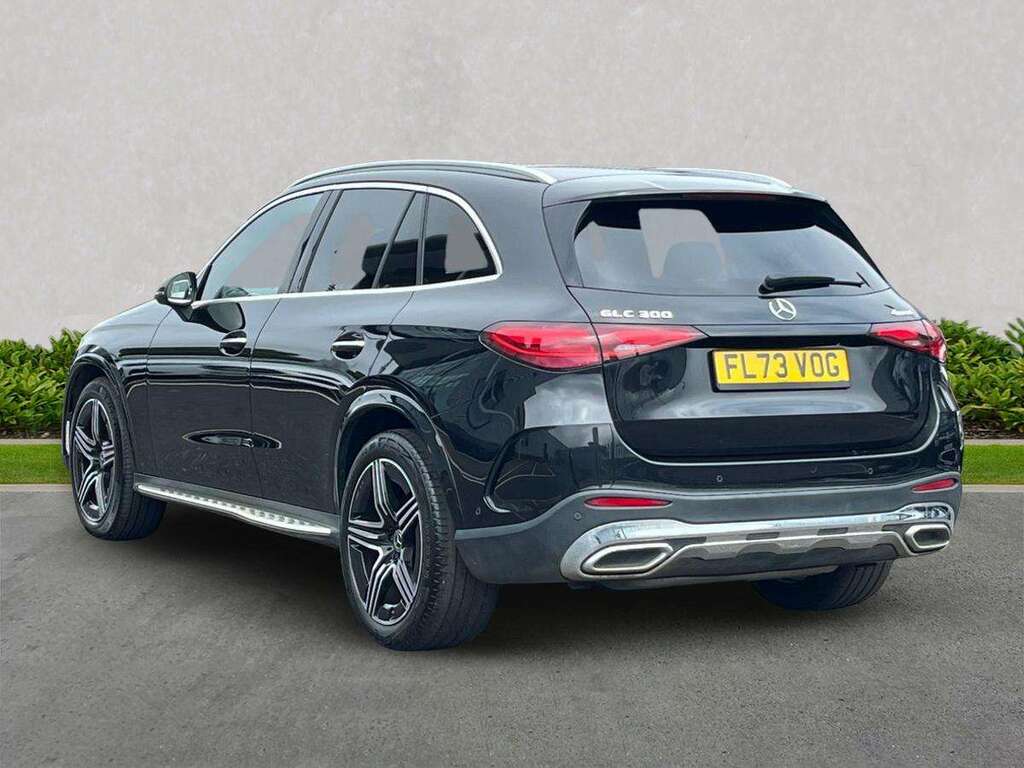 Mercedes-Benz GLC Class Glc 300 4Matic Amg Line Premium 9G-tronic FL73VOG Black #2