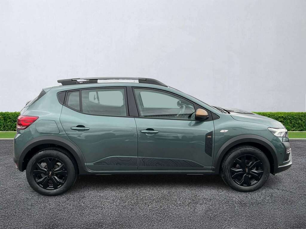 Dacia Sandero Stepway 1.0 Tce Extreme Green #3