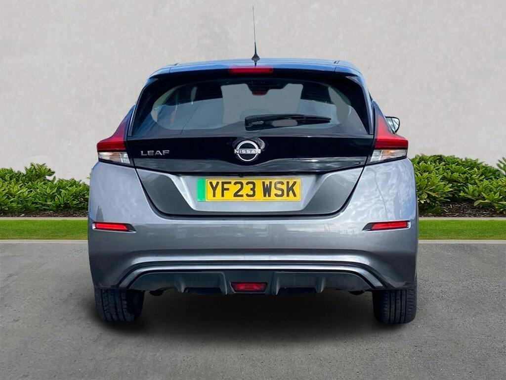 Nissan Leaf 39Kwh Acenta Hatchback 150 Ps Grey #4