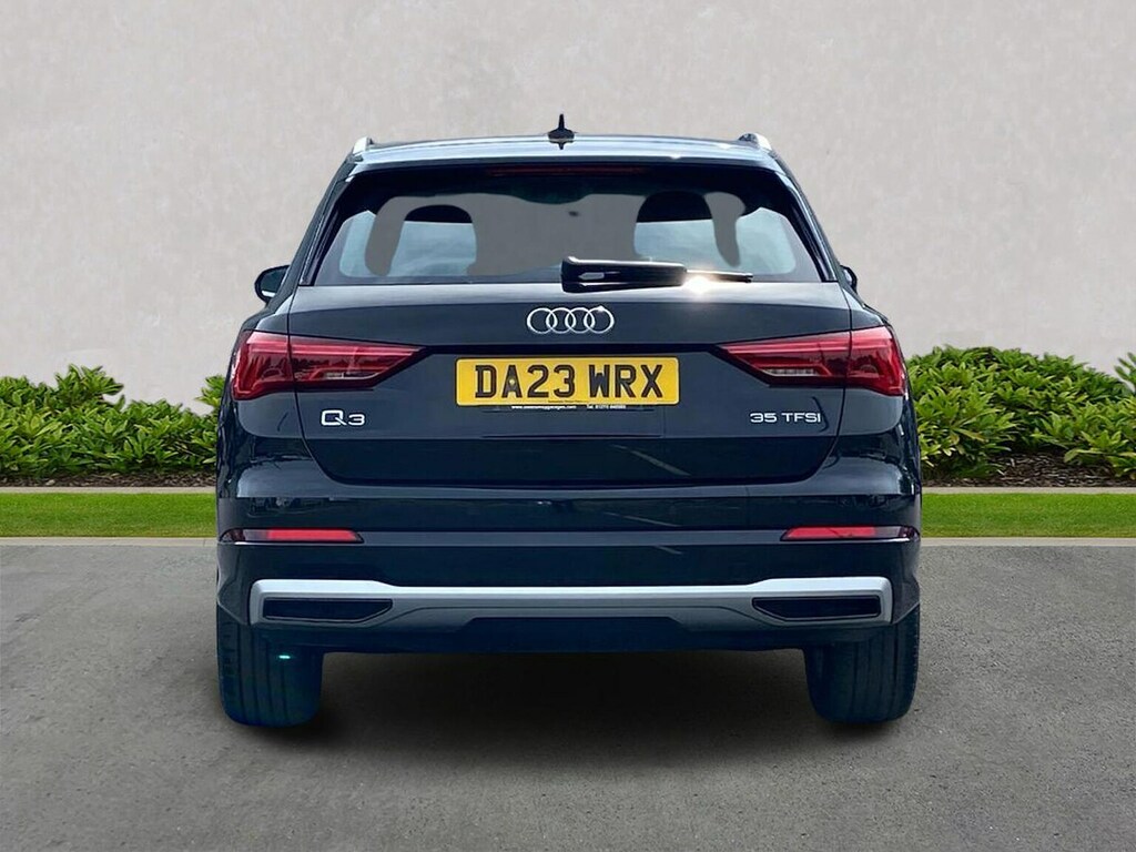Audi Q3 1.5 Tfsi Cod 35 Sport Suv Euro 6 DA23WRX Black #4