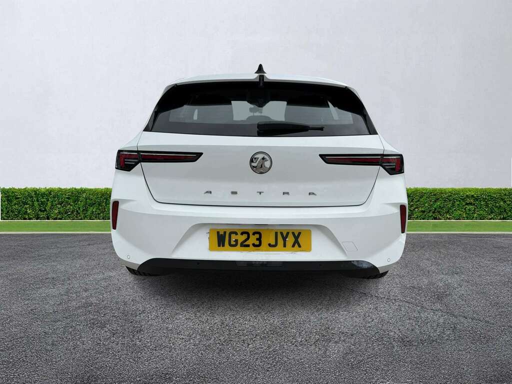 Vauxhall Astra 1.2 Turbo 130 Design WG23JYX White #4
