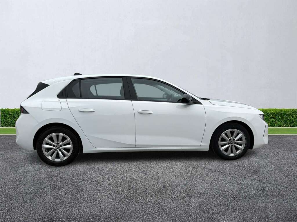 Vauxhall Astra 1.2 Turbo 130 Design WG23JYX White #3