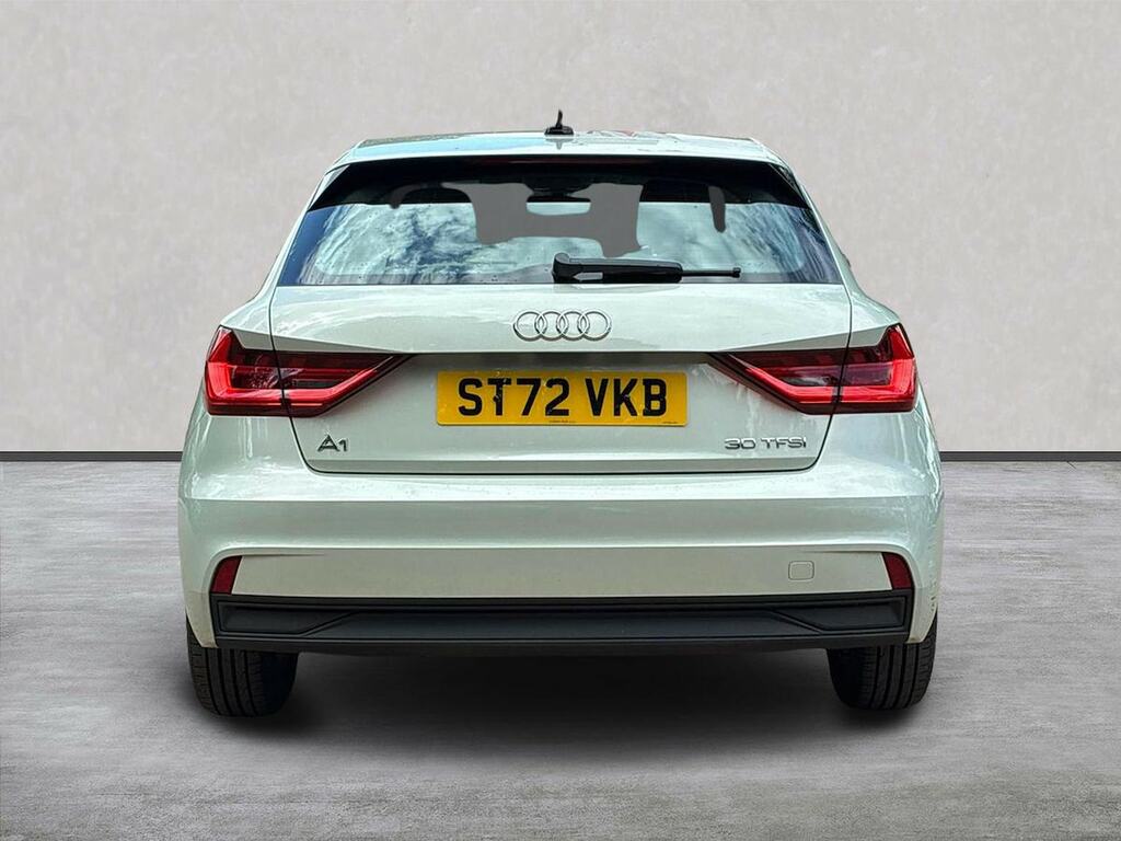Audi A1 1.0 Tfsi 30 Technik Sportback Eu ST72VKB Silver #4