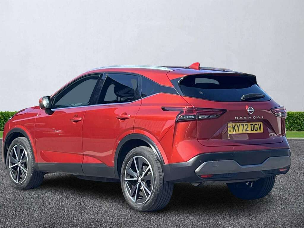 Nissan Qashqai 1.3 Dig-t Mh 158 Tekna Xtronic KY72DGV Red #2