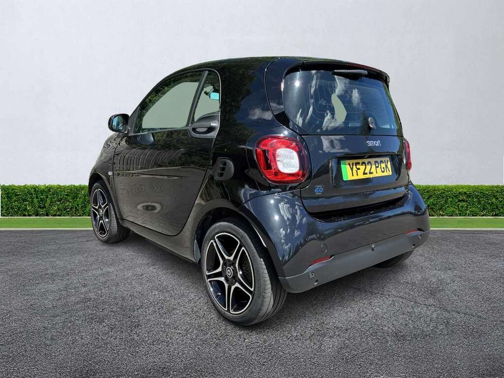 Smart Fortwo Coupe 60Kw Eq Pulse Premium 17Kwh 22Kwch Black #2