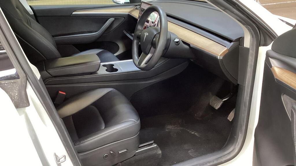 Tesla Model Y Long Range Awd Blue #11