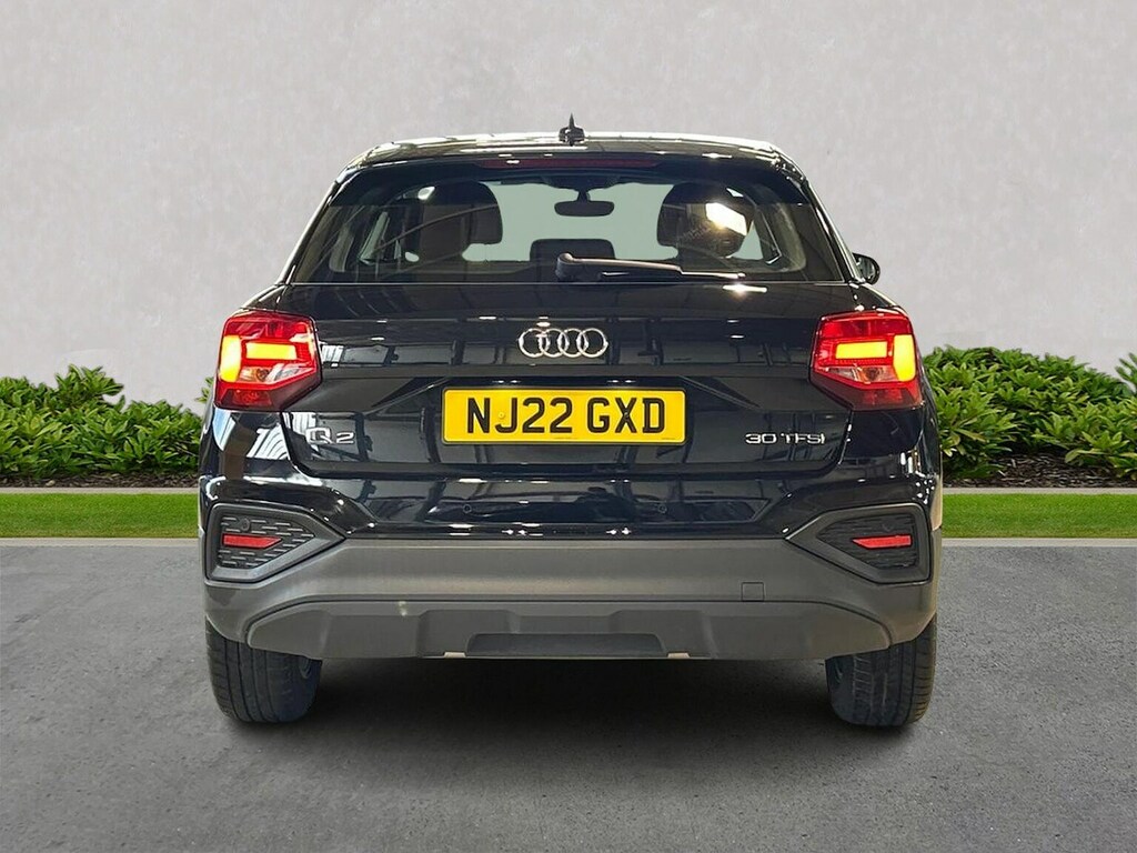 Audi Q2 1.0 Tfsi 30 Technik Suv Euro 6 NJ22GXD Black #4