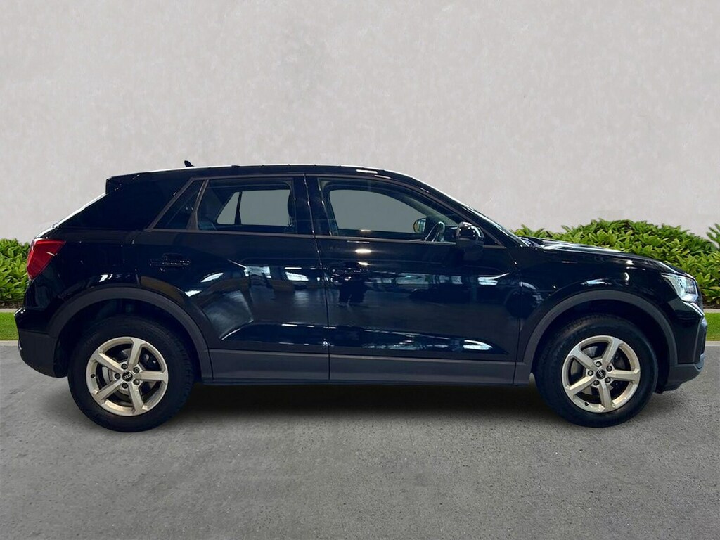 Audi Q2 1.0 Tfsi 30 Technik Suv Euro 6 NJ22GXD Black #3