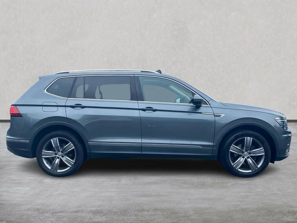 Volkswagen Tiguan Allspace Tiguan Allspace 1.5 Tsi Sel Dsg Estate Grey #3