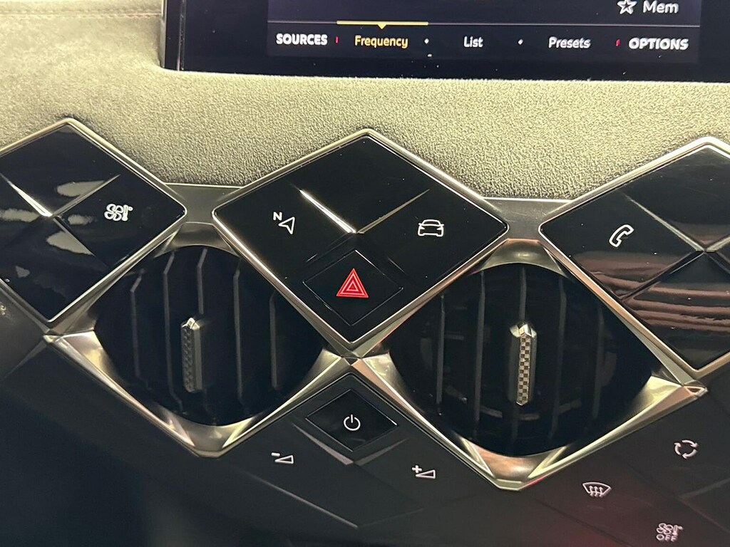 DS DS 3 Crossback Performance Line Red #22