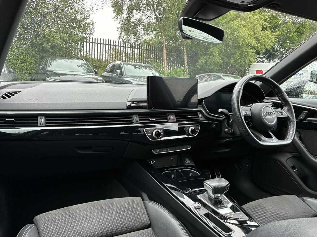 Audi A4 Avant Black Edition Grey #7
