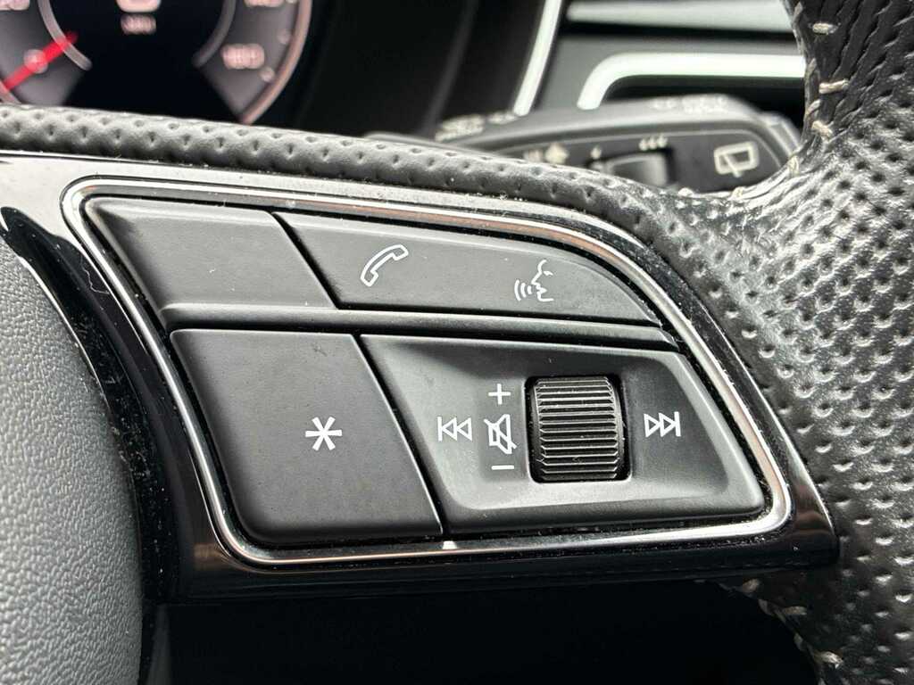 Audi A4 Avant Black Edition Grey #24