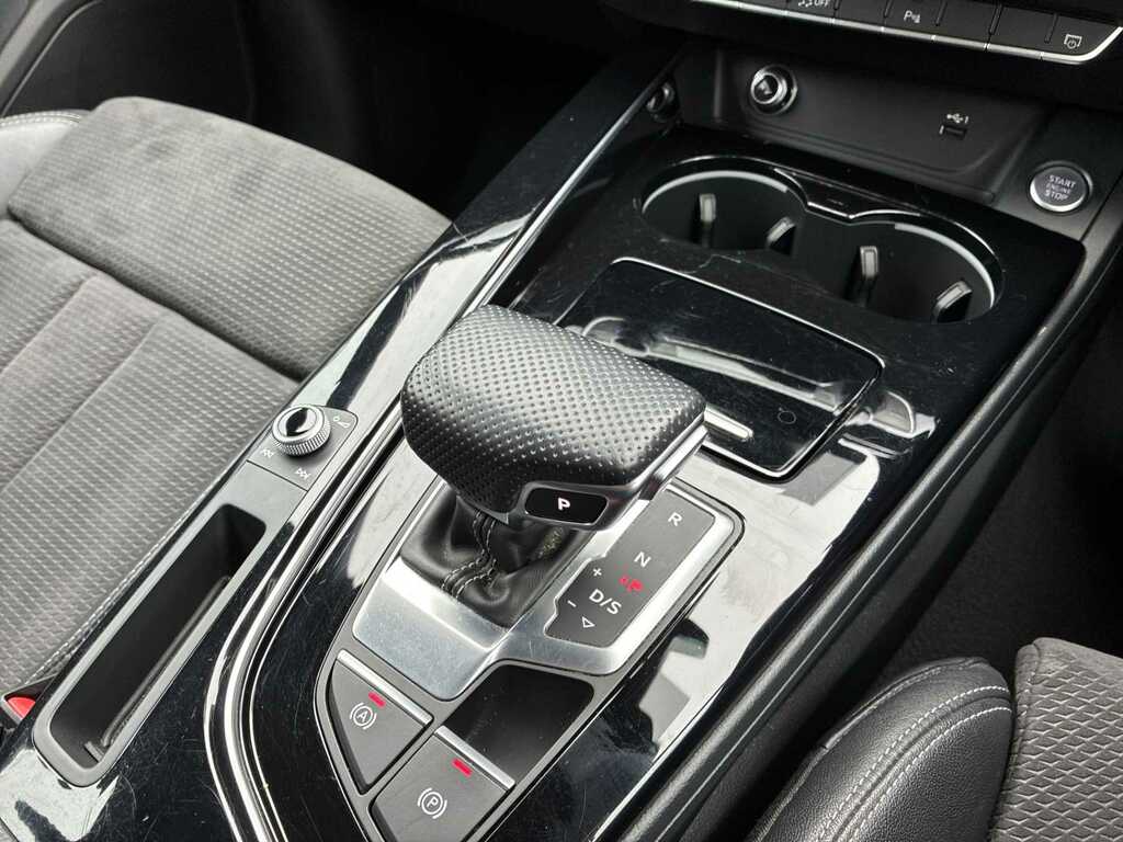 Audi A4 Avant Black Edition Grey #12