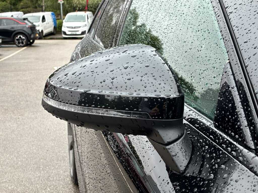 Audi A4 Avant Black Edition Grey #30