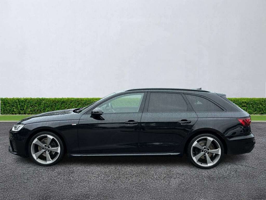 Audi A4 Avant Black Edition Grey #18