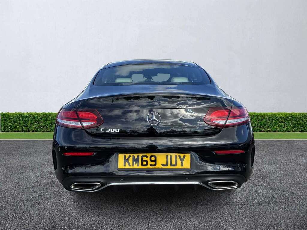 Mercedes-Benz C Class C300 Amg Line Premium 9G-tronic Black #4