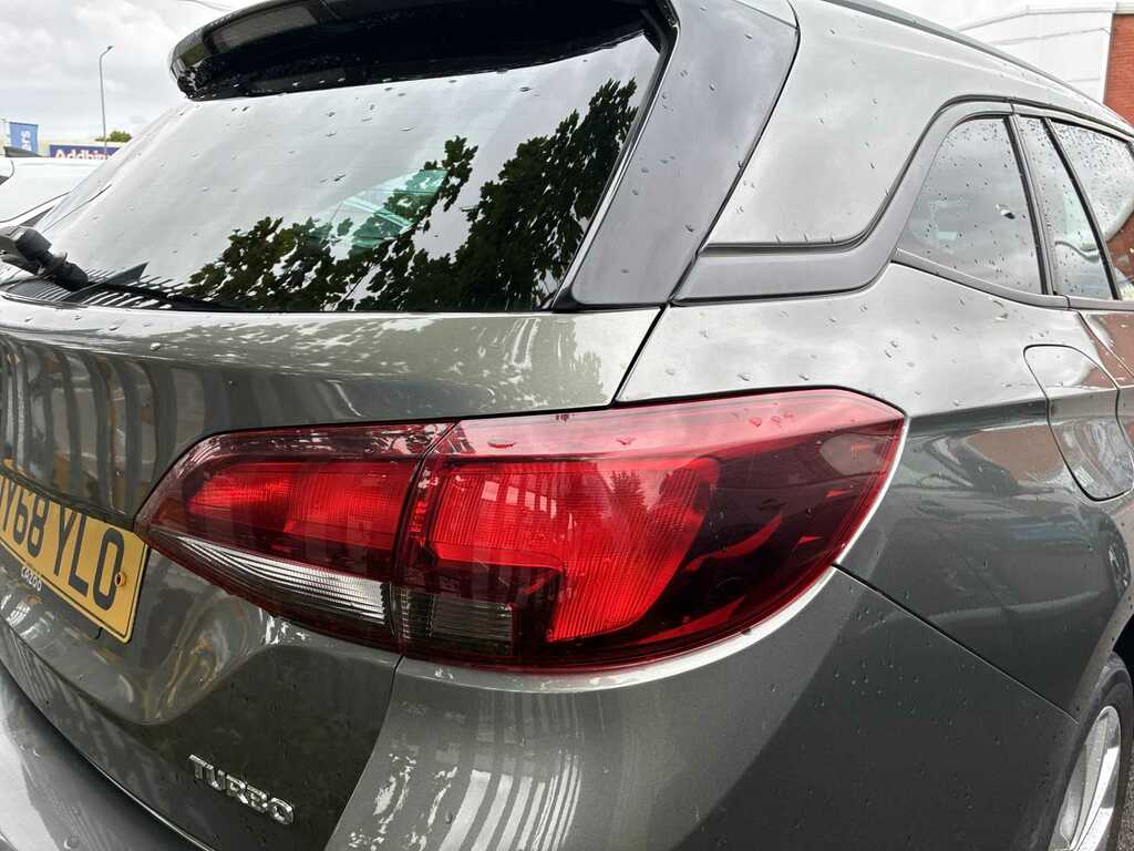 Vauxhall Astra Design Cdti Black #28
