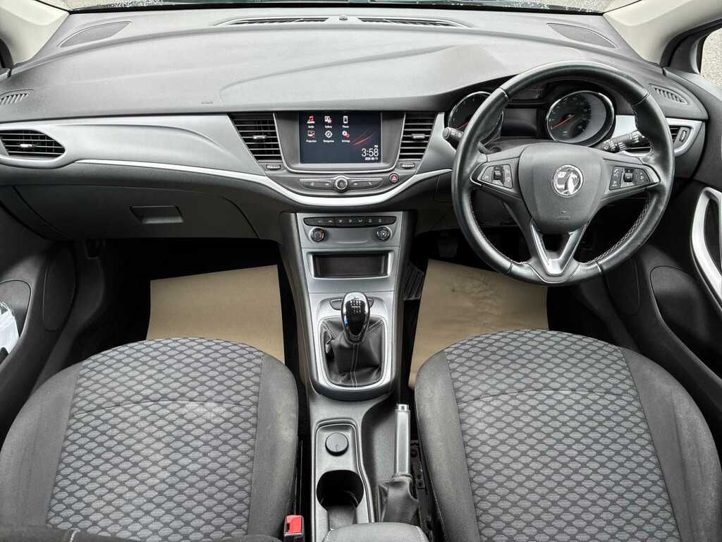 Vauxhall Astra Design Cdti Black #8