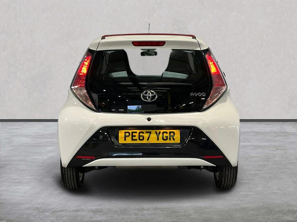 Toyota Aygo 1.0 Vvt-i X-claim Funroof Euro 6 White #4